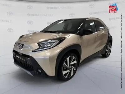 Biton beige gingembre métal/toit noir Occasion 2025 Toyota Aygo X SUV | 19 999 € (Prix cher)