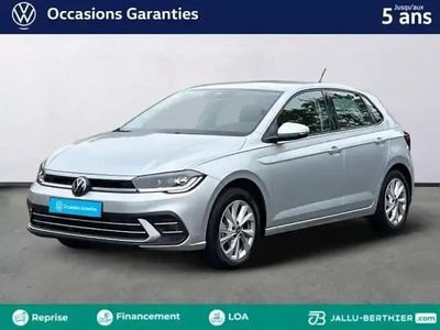 Reflet d'argent métallisé Occasion 2024 VW Polo Style Berline | 19 980 € (Prix juste)