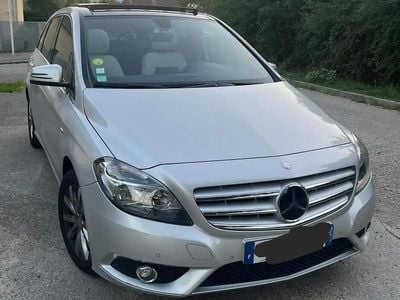 Mercedes B200