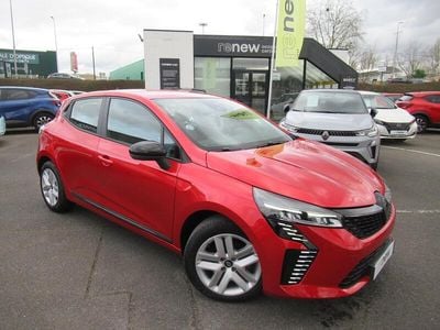 Rouge Occasion 2024 Renault Clio V Evolution Citadine | 17 500 € (Prix assez cher)