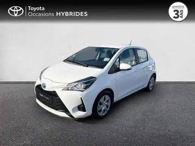 Blanc Occasion 2018 Toyota Yaris Hybrid Berline | 14 980 € (Prix assez cher)