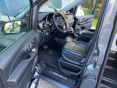 Mercedes V250