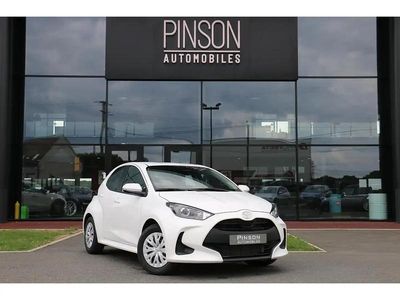Blanc Nouvelle 2025 Toyota Yaris Hybrid Comfort Citadine | 20 890 € (Prix juste)