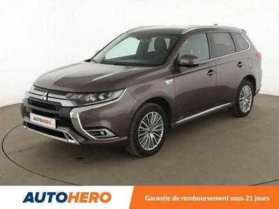 Gris Occasion 2018 Mitsubishi Outlander P-HEV SUV | 18 690 € (Prix juste)