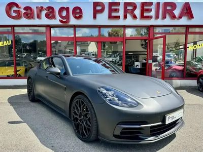 Porsche Panamera 4S