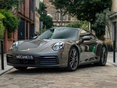 Porsche 911 Carrera