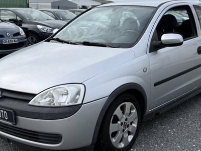 Occasion 2002 Opel Corsa Comfort Citadine | 2 990 €