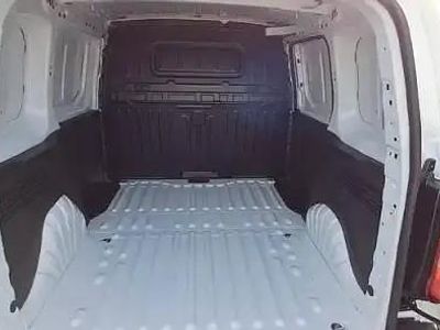 Nouvelle Opel Combo S 2025 Blanc icy Berline