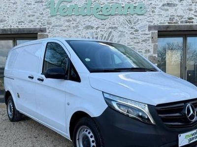 Blanc Occasion 2022 Mercedes Vito Van | 23 990 €