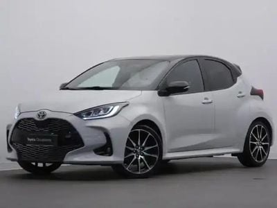 Gris Occasion 2023 Toyota Yaris Hybrid Sport Coupé | 22 990 € (Prix juste)