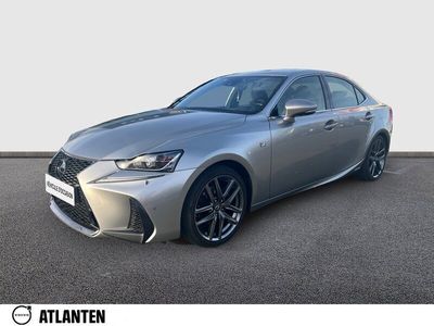 Lexus IS300h