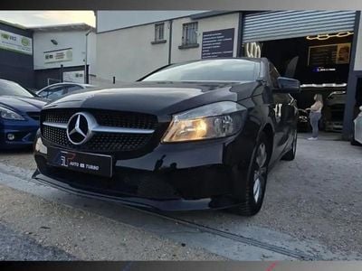Noir Occasion 2018 Mercedes A160 Business Berline | 13 490 €