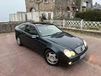 Occasion 2003 Mercedes C220 Coupé | 3 490 €