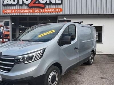 Gris Occasion 2023 Renault Trafic Monospace | 24 990 € (Prix juste)
