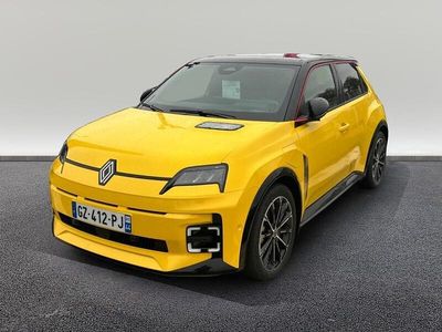 Jaune Occasion 2024 Renault R5 Iconic Citadine | 31 990 € (Prix assez cher)