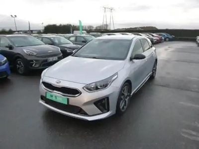 Gris eclipse métallisé Occasion 2022 Kia Ceed GT GT-Line Berline | 23 900 € (Prix assez cher)