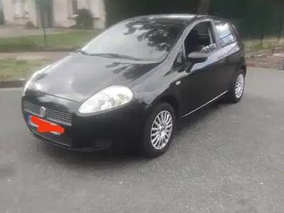 Noir Occasion 2009 Fiat Grande Punto Citadine | 2 800 €
