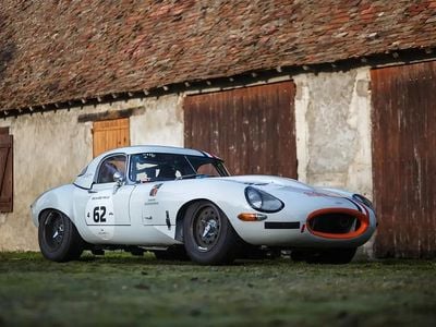 Bleu Occasion 1964 Jaguar E-Type | 239 000 €