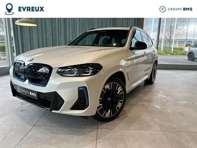 Mineralweiss métallisé Occasion 2025 BMW iX3 M Sport SUV | 49 900 € (Bon prix)