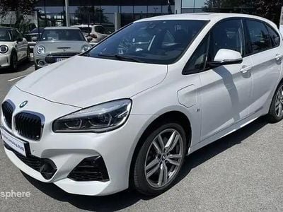 BMW 225