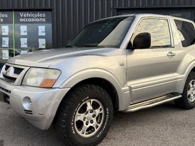 Gris Occasion 2002 Mitsubishi Pajero Elegance SUV | 7 990 €