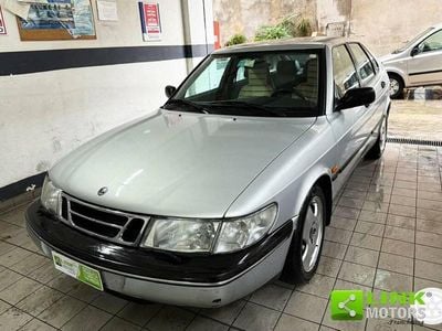 Blanc Occasion 1997 Saab 900 Citadine | 6 990 €