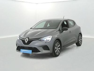 Gris Occasion 2023 Renault Clio V Equilibre Citadine | 14 390 € (Prix juste)