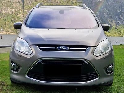 Brun Occasion 2013 Ford Grand C-Max Business Edition Monospace | 8 999 €