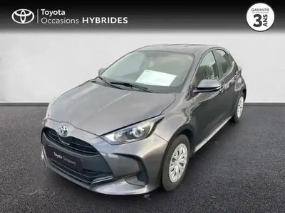 Gris atlas (m) Occasion 2022 Toyota Yaris Hybrid Berline | 18 990 € (Prix juste)
