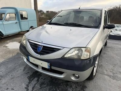 Occasion Dacia Logan Lauréate 91 ch (66 kW) 2005 Gris Berline