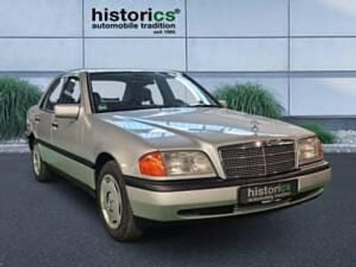 Occasion Mercedes C180 122 ch (89 kW) 1970 Argent Berline