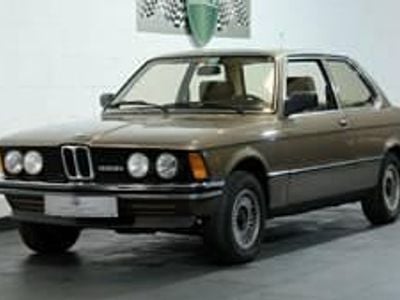 Beige Occasion 1983 BMW 323 Berline | 27 000 €