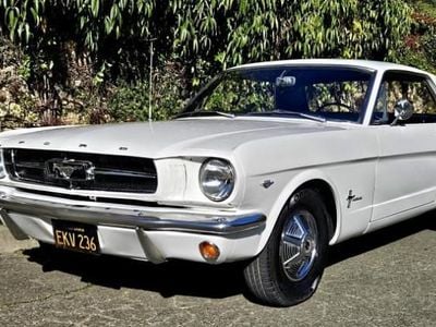 Blanc Occasion 1965 Ford V8 Coupé | 30 731 €