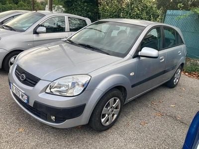 Argent Occasion 2006 Kia Rio LX Citadine | 5 900 €