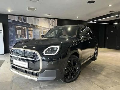 Noir Occasion 2025 Mini Countryman Favoured SUV | 41 900 €