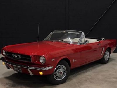 Blanc Occasion 1965 Ford V8 Cabriolet | 42 990 €
