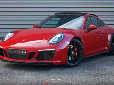 Porsche 911 Carrera 4 GTS