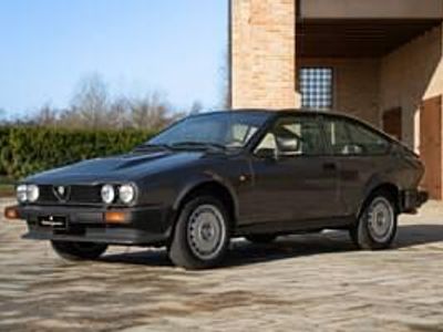 Gris Occasion 1970 Alfa Romeo GTV Coupé | 44 000 €