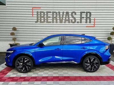 Bleu Occasion 2024 Renault Rafale Esprit Alpine SUV | 39 990 € (Prix juste)