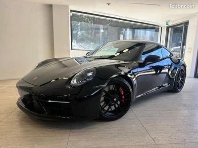 Porsche 911 Carrera GTS
