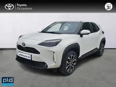 Blanc pur Occasion 2022 Toyota Yaris Hybrid Design SUV | 20 990 € (Prix juste)