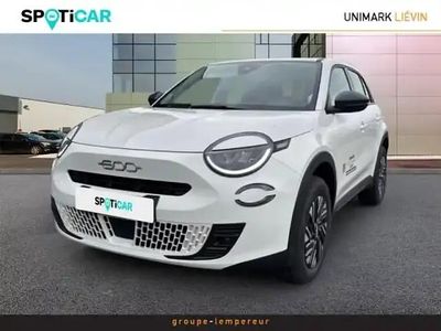 Occasion Fiat 600 101 ch (74 kW) 2024 Ice white SUV