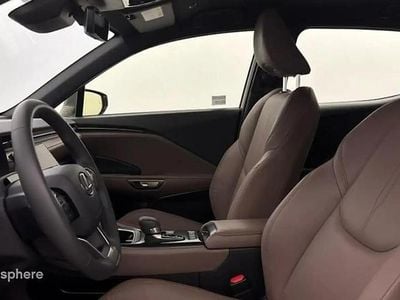 Lexus LBX