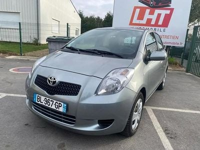 Gris Occasion 2007 Toyota Yaris Luna Citadine | 2 990 €