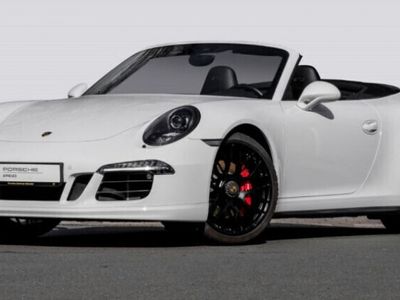Porsche 911 Carrera 4 GTS