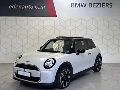 Blanc Occasion 2024 Mini Cooper Favoured Citadine | 30 990 € (Prix assez cher)