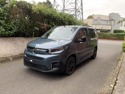 Nouvelle Citroën Berlingo 103 ch (75 kW) 2025 Bleu Monospace