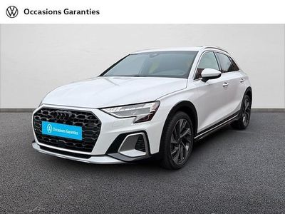 Nouvelle Audi A3 Design 150 ch (110 kW) 2025 Blanc arcona Berline