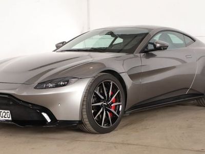 Aston Martin V8