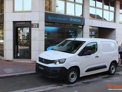Blanc Occasion 2019 Peugeot Partner Premium Monospace | 9 490 €